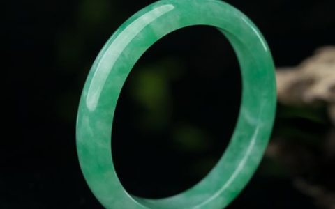 a货翡翠价格贵不贵 a货翡翠多少钱