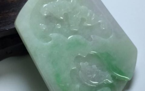 佩戴翡翠蝙蝠有没有好处 翡翠蝙蝠有什么寓意