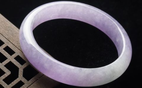 翡翠寓意销售讲解 翡翠寓意大全汇总