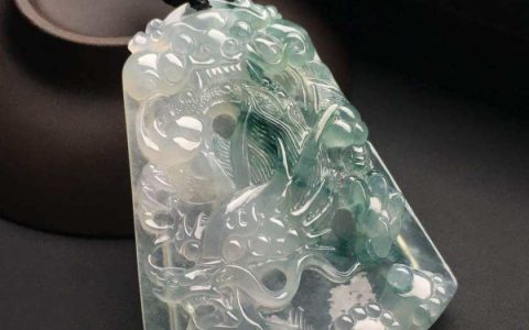 如何鉴定冰种翡翠 冰种翡翠有哪些特点特征