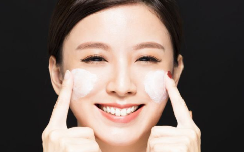 央视315公认防晒霜（央视放心产品女性口碑盘点）