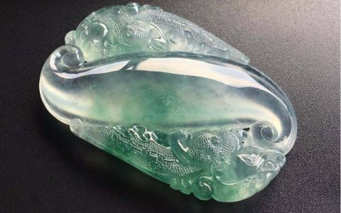 怎么判断翡翠的好坏 辨别翡翠好坏的八大技巧