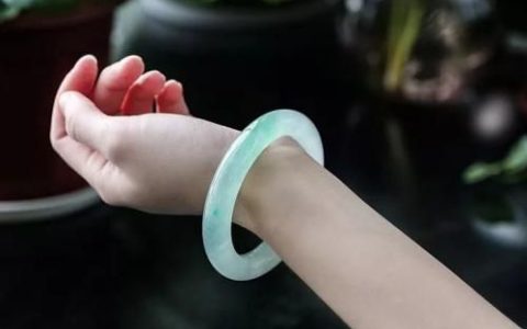 什么人不适合戴翡翠 你真的适合戴翡翠吗