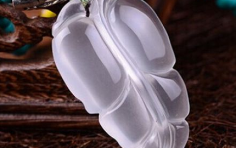 乳白水晶饰品有什么寓意