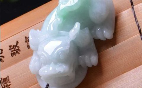 翡翠貔貅开光后有什么作用 翡翠貔貅正确选购方法