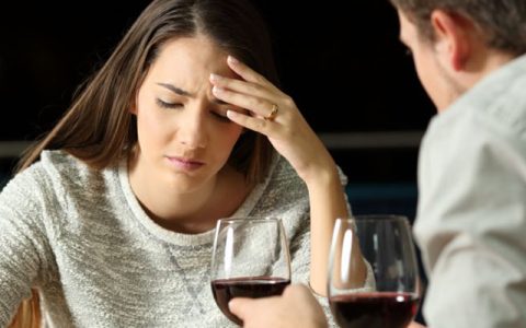 两个人脱了一起洗澡会怀孕吗 生殖器官接触但未进入会怀孕吗？