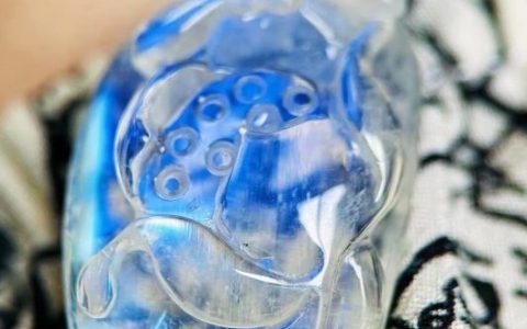 揭秘月光石的神秘面纱：探寻其独特魅力与浪漫传说