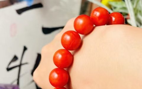 南红的“朱砂点”是什么？是否影响价值？