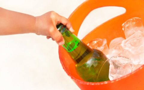 每晚喝一瓶啤酒，长期会对身体造成什么影响？医生解答这个问题！