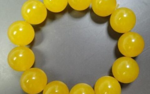 黄翡翠价值多少钱 影响黄翡翠价格的因素