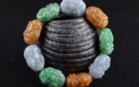 怎么鉴别翡翠手链的好坏 这些鉴定标准你知道吗