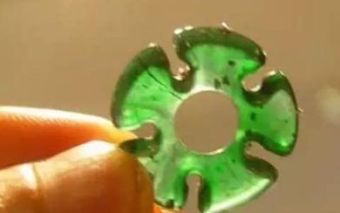 鉴定翡翠A货看鉴定书？别被鉴定证书骗了！