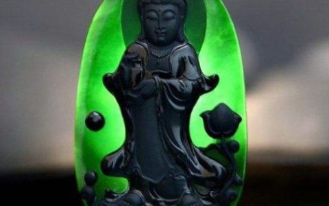 翡翠墨玉传说故事：神秘典雅的墨玉有着传奇的身世