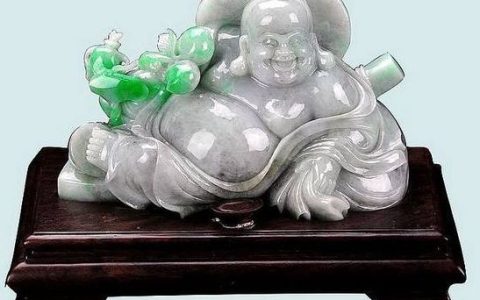 翡翠摆件摆放风水学 翡翠摆件应该怎样保养清洁