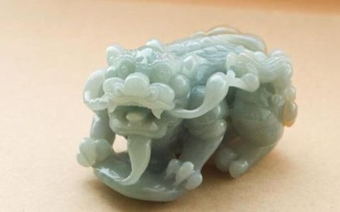 翡翠貔貅开光的正宗方法 翡翠貔貅怎么开光认主