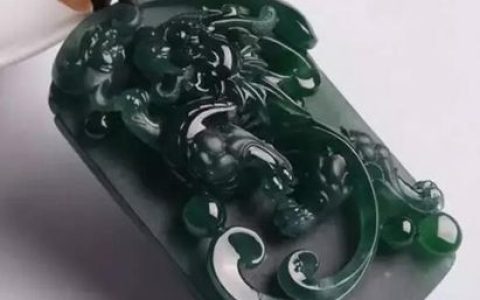 翡翠蓝水图片及价格 翡翠蓝水好吗