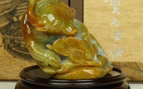 黄色翡翠选购小技巧和方法 黄色翡翠收藏价值分析