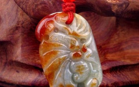 翡翠介绍及收藏价值分析 翡翠应该如何保养