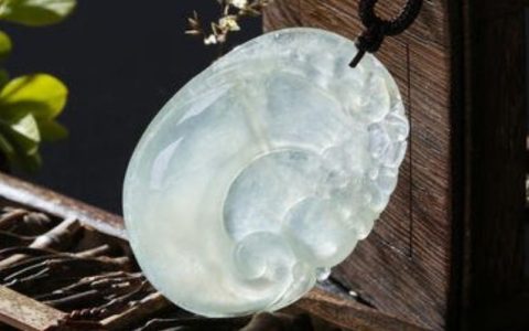 翡翠冰糯种是什么意思 冰糯种翡翠怎么样的