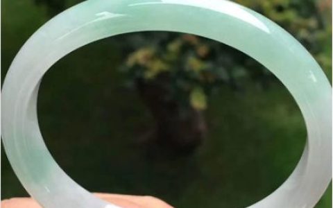 戴久了的细糯种翡翠会变成冰糯种翡翠吗