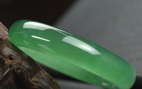 2019年翡翠值钱吗？哪些翡翠有升值空间？