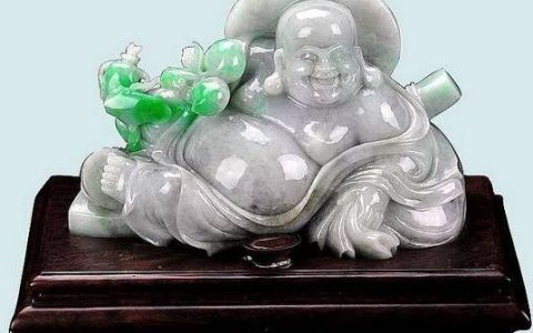 翡翠摆件是如何雕刻而来的 翡翠摆件收藏价值分析