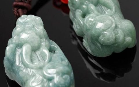 翡翠貔貅吊坠价格及行情分析 翡翠貔貅吊坠现在价格贵吗