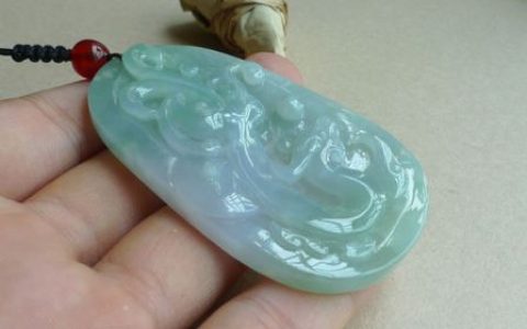 怎样挑选翡翠玉石 行内人都这么选
