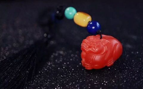 南红玛瑙最受欢迎的雕刻题材是什么？