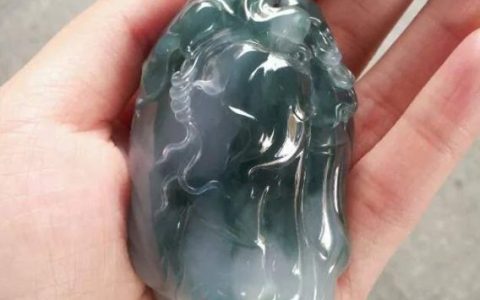 翡翠手把件价格 翡翠把件一般价格