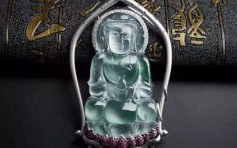 选购翡翠 新手选购翡翠关键看四点