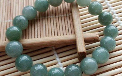 夏季保养翡翠最有效方法 翡翠日常怎么清洗最好