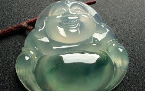 怎样看翡翠种水和颜色 如何区分辨别翡翠ABC货