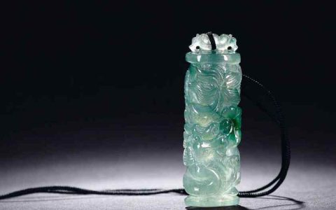玻璃种翡翠的特征 玻璃种翡翠是什么结构