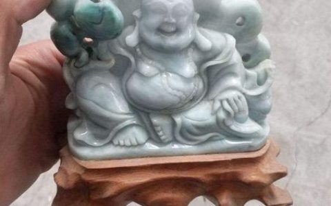 为什么那么多人喜欢翡翠摆件 看完你就知道了