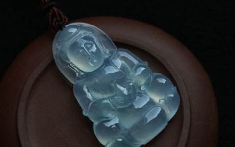 翡翠观音寓意和介绍 选购翡翠观音必看三大要点