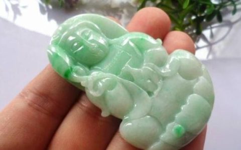 糯米种翡翠价格 糯米种翡翠价格图片