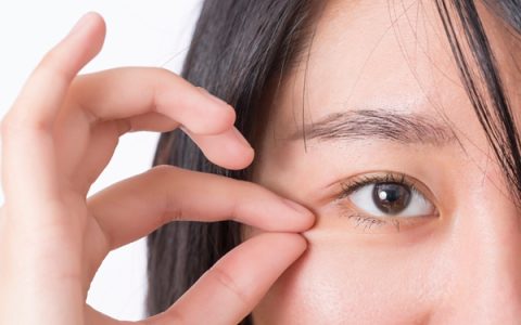 近视眼能考军校吗，军校体检视力要求解读