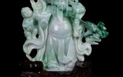 翡翠财神爷摆件有什么寓意 翡翠财神爷保养方法