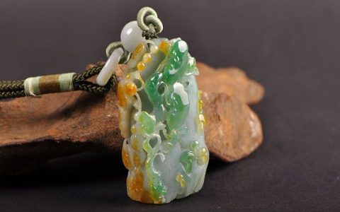 怎样挑选翡翠把玩件 行家教你怎么选