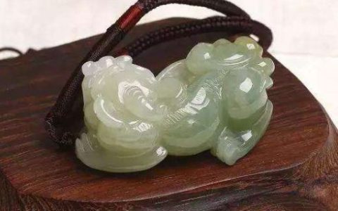 翡翠貔貅怎么挑选 挑选什么样的貔貅才最招财