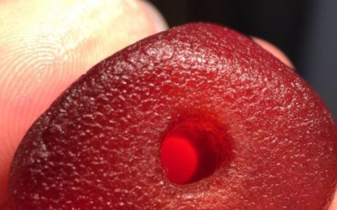 老蜜蜡风化纹理图片 老蜜蜡常见的风化纹