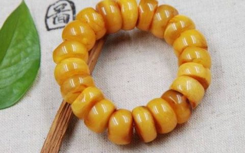 蜜蜡不亮了怎么处理 蜜蜡怎样保养才会发亮