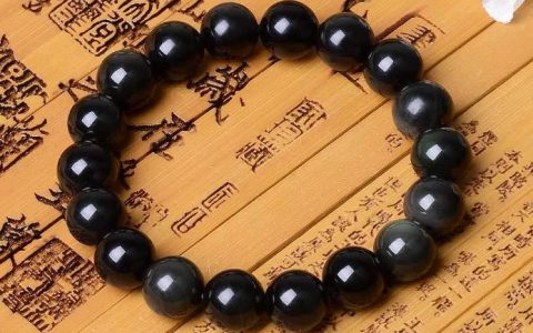 男士带什么手串好 男士戴什么手串好