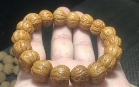 小核桃手串怎么盘 小核桃手串注意事项