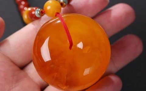鸡油红蜜蜡盘玩后效果图 盘玩方法和技巧