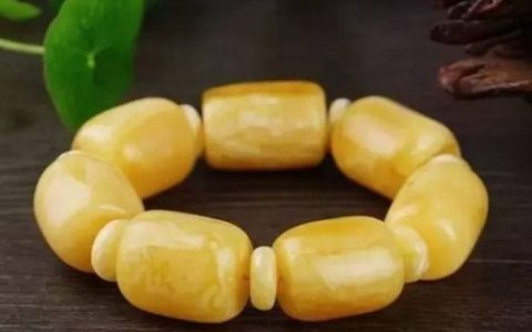 白花蜜蜡怎么盘玩 白花蜜蜡盘玩技巧