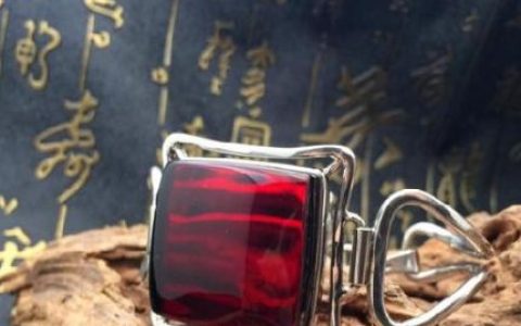 男人送琥珀给女人代表着什么 有什么特殊含义吗