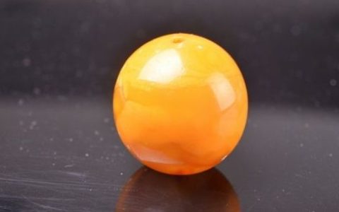 蜜蜡大珠子克重对照表 买蜜蜡必备知识