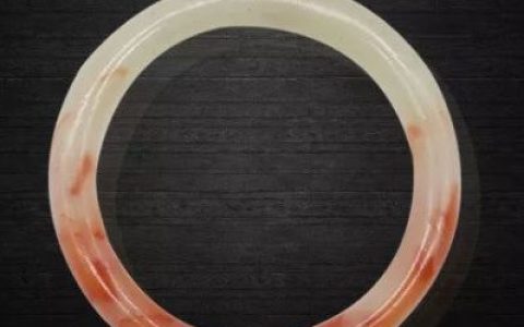 真正老琉璃手镯价格是多少 怎么鉴别明清老琉璃